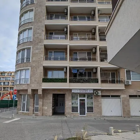 Aquamarine Apartment Pomorie