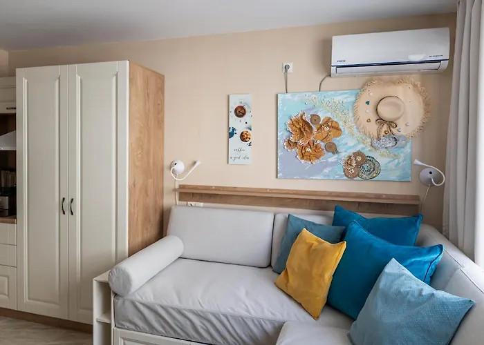 Aquamarine Apartment *